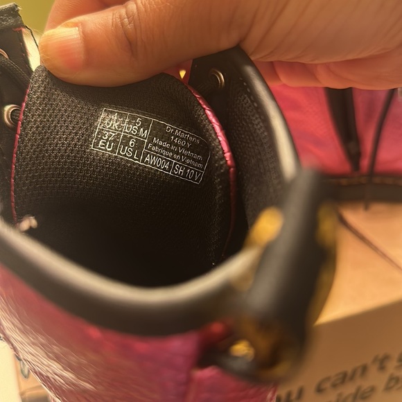 Pink Docs - Picture 9 of 10